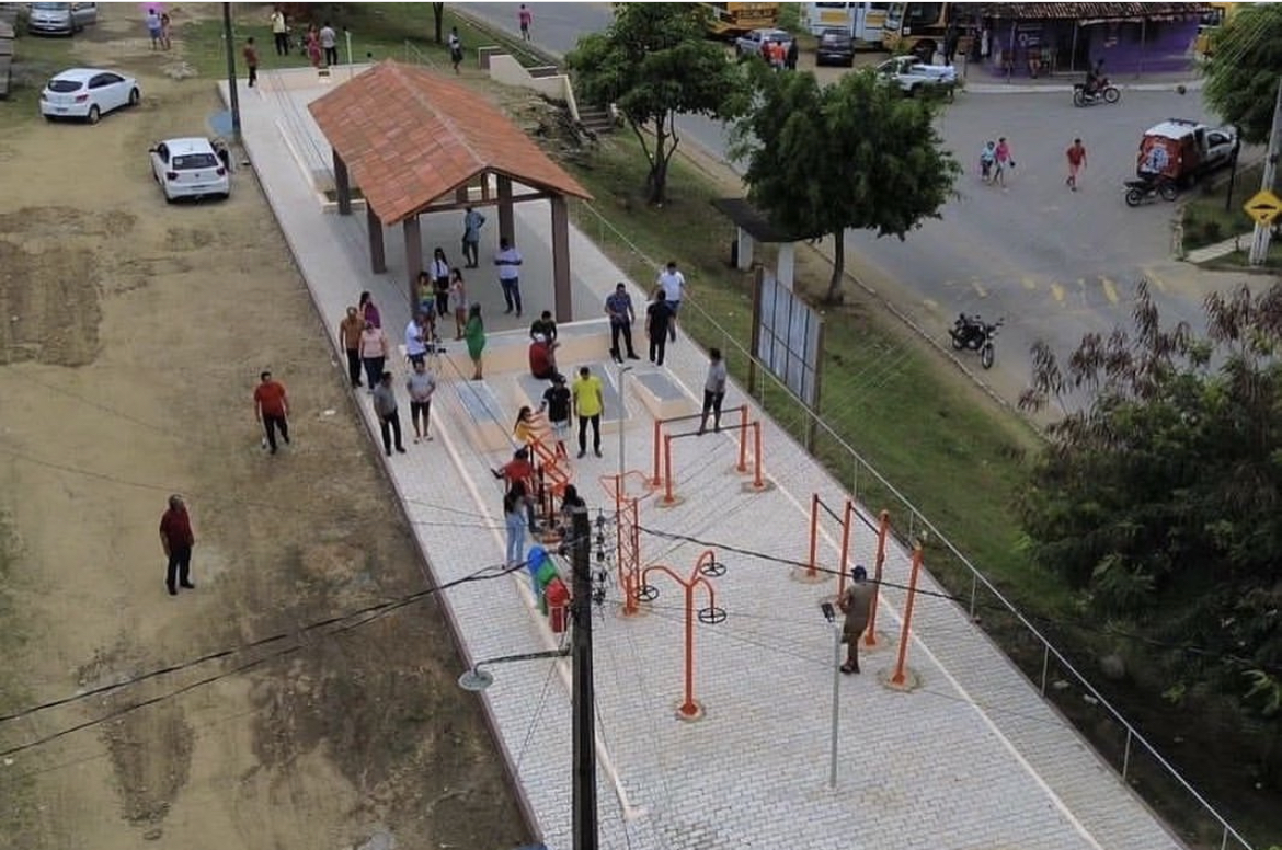 Prefeitura de Juarez Távora entrega praça com academia ao ar livre no dia 7 de setembro